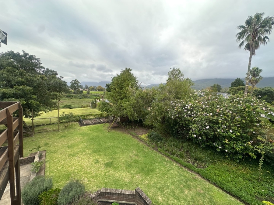 6 Bedroom Property for Sale in Dormehls Drift Western Cape